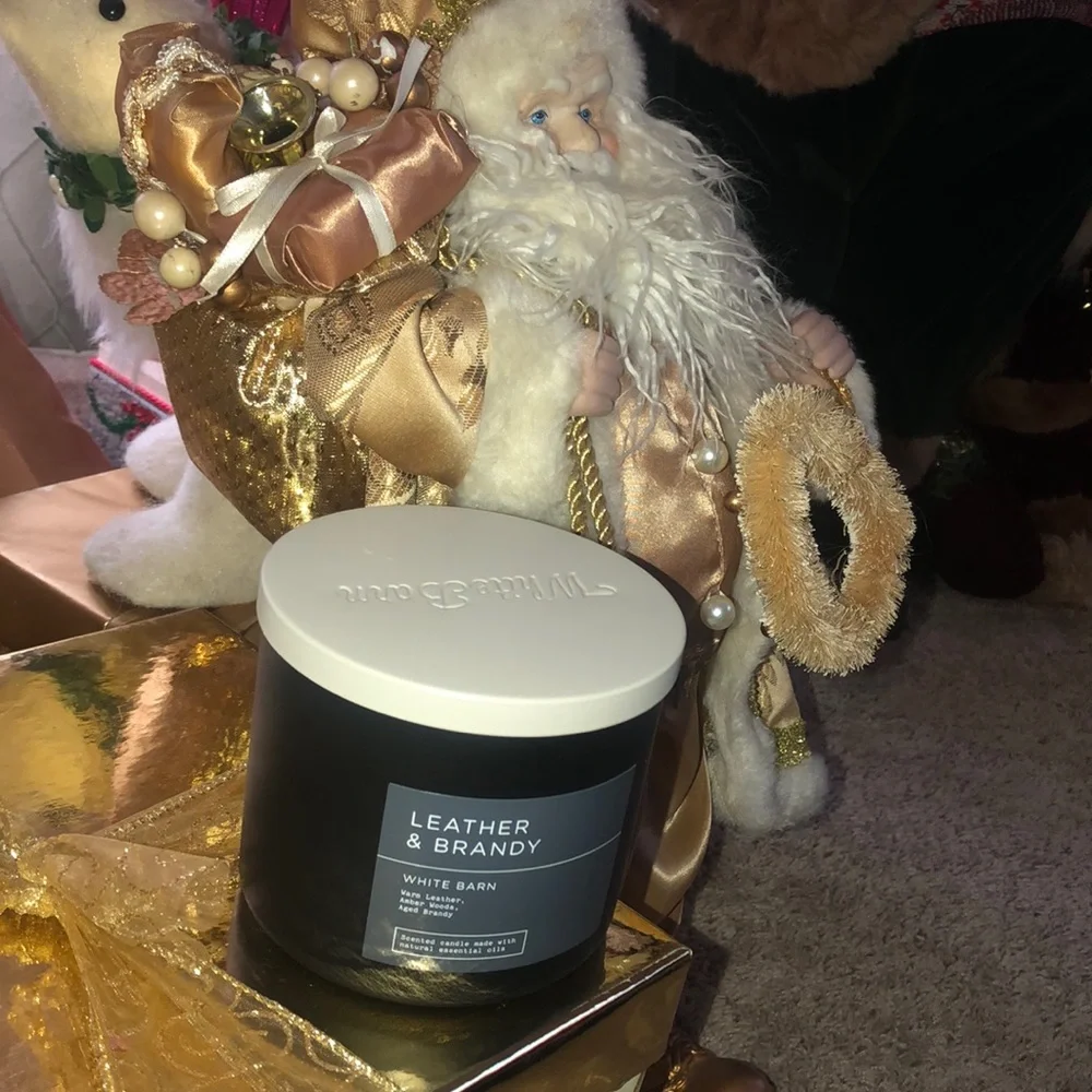COPY - Bath and Bodyworks leather and Brandy white barn collection three wick c… - Picture 1 of 3